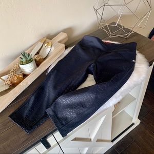 Maaji ultra crop compression leggings —#143